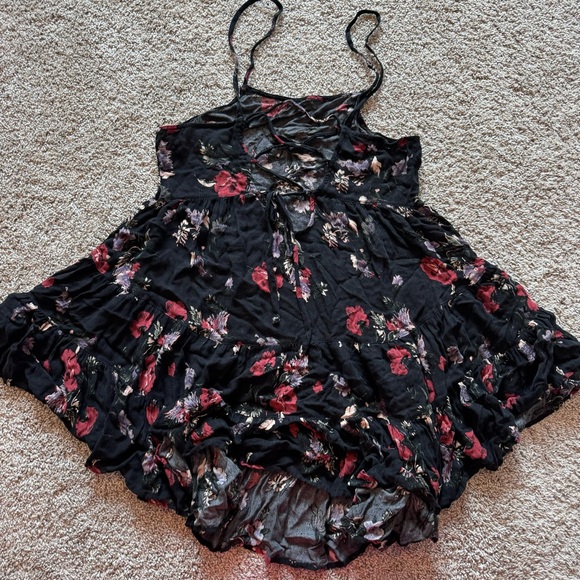 FREE PEOPLE Intimately Circle of Floral Tiered Tie Up Dress. Size M - Picture 5 of 6